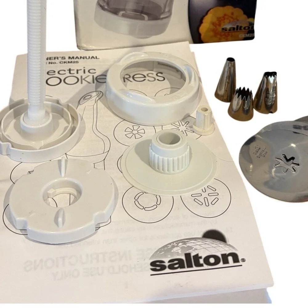 Vintage Salton Electric Cookie Press CKM25 Brand New‎ Free Shipping